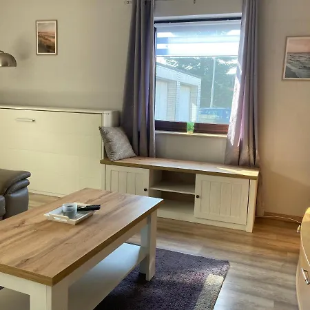 Seeufer Apartment: Geräumige Wohnküche mit Terrasse am Steinhuder Meer Wunstorf Exterior photo