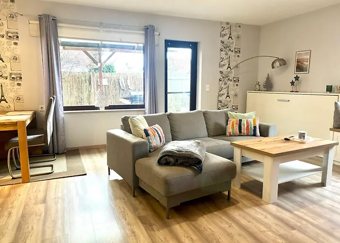 Grosse Wohnkueche, Terrasse, Schlafzimmer Am Steinhuder Meer, Wlan, Parkplatz, Fussbodenheizung, 70Qm